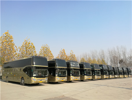 59座 大巴車