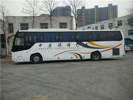 55座 大巴車